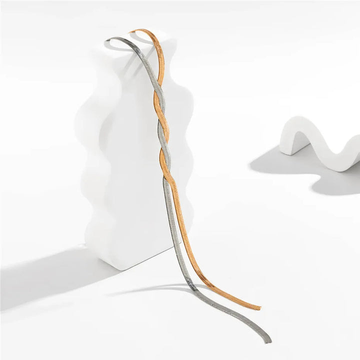 שרשרת נחש מתכווננת בעיצוב אלגנטי