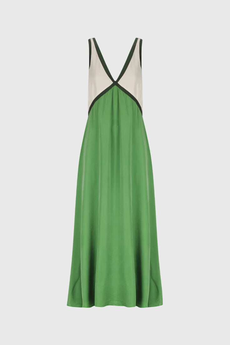 שמלת בוהו קיץ עם צווארון V