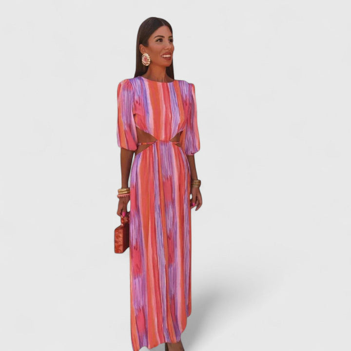 פלומה - שמלה אלגנטית עם חיתוכים