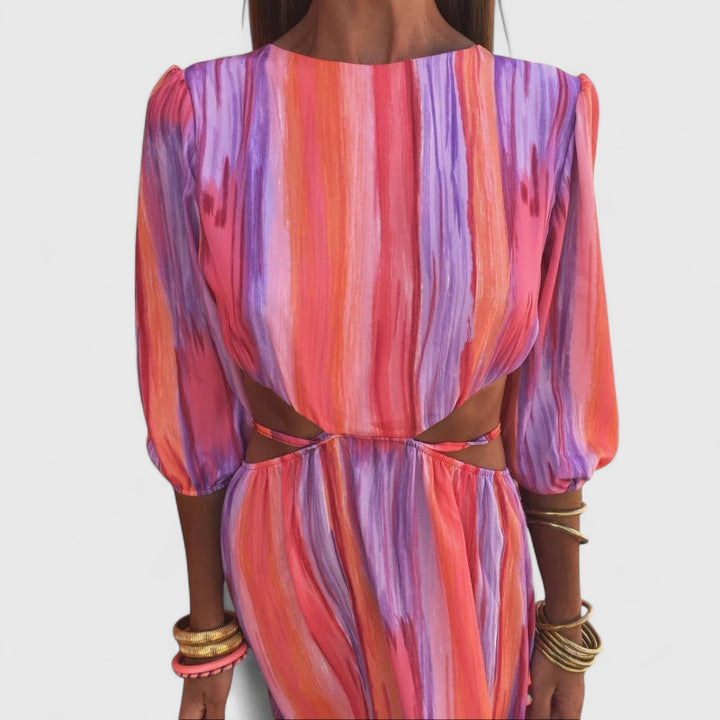 פלומה - שמלה אלגנטית עם חיתוכים