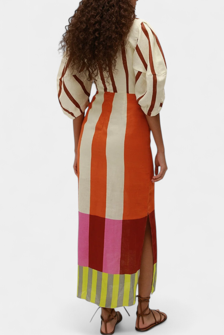 אליסון שמלה רכה עם מחשוף קדמי ושרוולים תפוחים