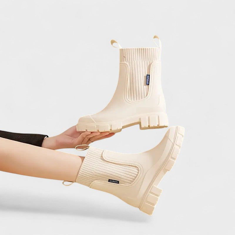 סארה - מגפי גשם