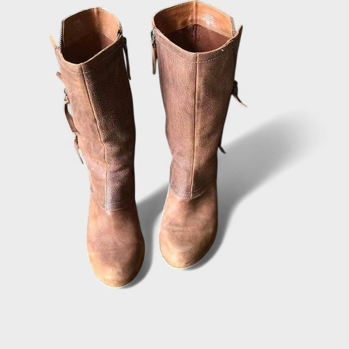 לטיסיה - מגפיים אלגנטיים