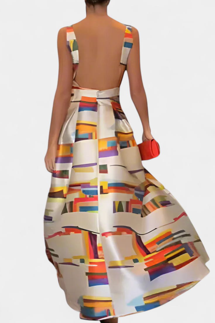 סמלת זארה עם גב חשוף ודגם אמנותי