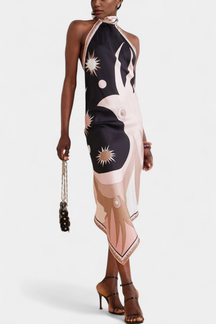 סמלת רוזנדה עם גב פתוח ודפוס אבסטרקטי