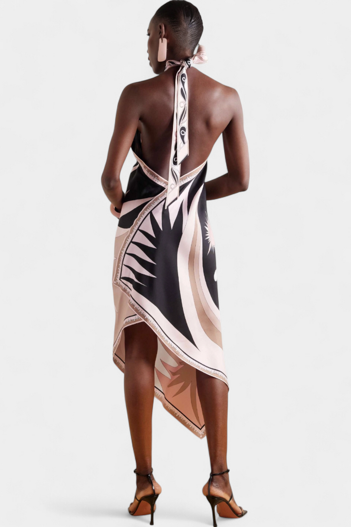 סמלת רוזנדה עם גב פתוח ודפוס אבסטרקטי