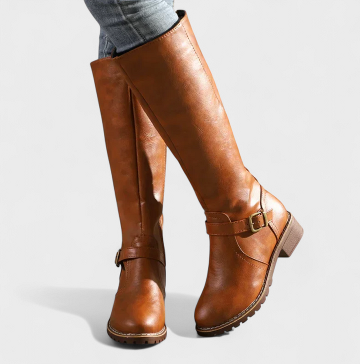 ונסה - מגפיים גבוהים