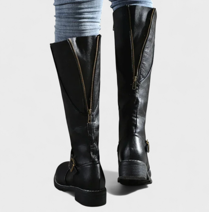 ונסה - מגפיים גבוהים